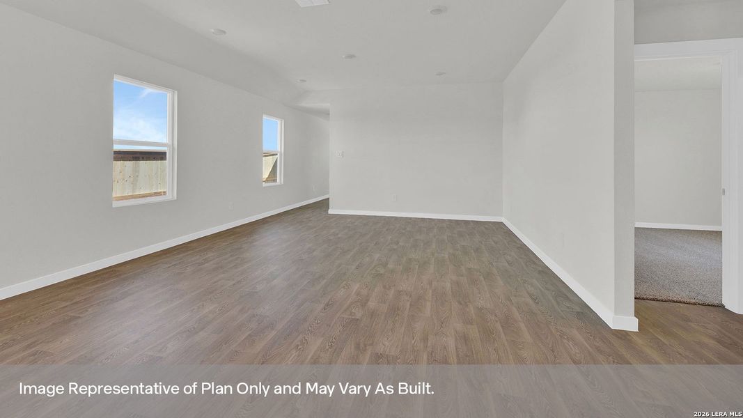 Spacious, unfurnished interior of a new home in Mayfair, New Braunfels (Image 13).