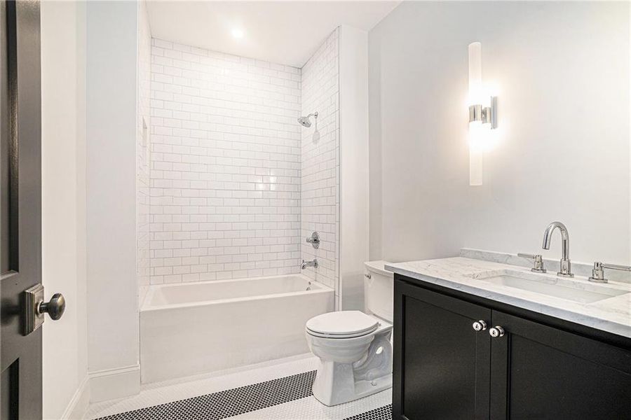 Furnished interior view inside a new home in , Atlanta (Image 14). Furnished interior view inside a new home in , Atlanta (Image 14).