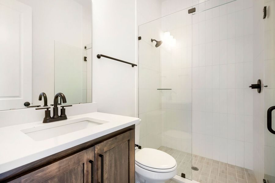 Representative photo of Plan 1647 - Secondary Bathroom Representative photo of Plan 1647 - Secondary Bathroom