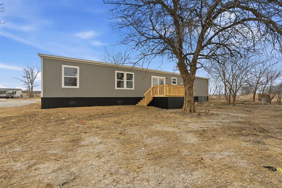 Exterior details and patio area of a home in , Godley (Image 19).