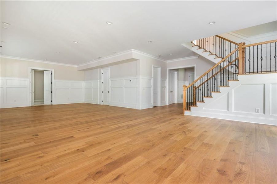 Spacious, unfurnished interior of a new home in , Brookhaven (Image 23).