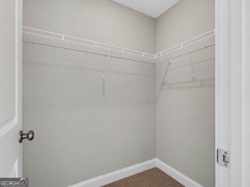 Spacious, unfurnished interior of a new home in , Dallas (Image 27). Spacious, unfurnished interior of a new home in , Dallas (Image 27).