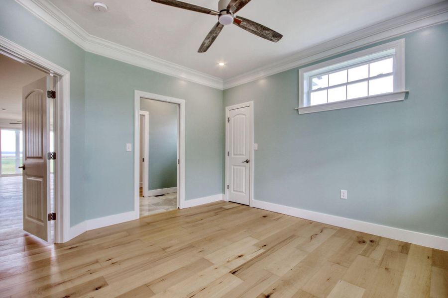 Spacious, unfurnished interior of a new home in , Georgetown (Image 52).