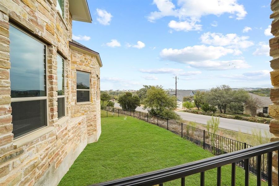 Image 45 of a home in Summit at Lake Travis.