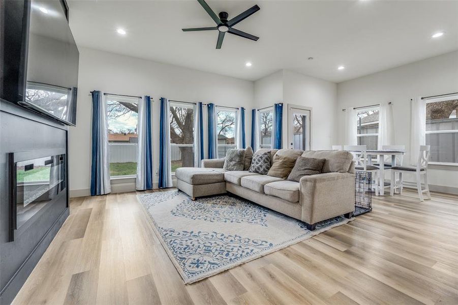 Furnished interior view inside a new home in , Dallas (Image 5).