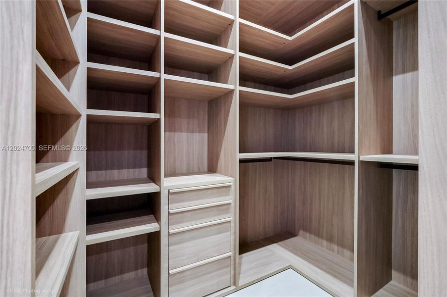 Close-up of interior finishes inside a home in , Pinecrest (Image 17).