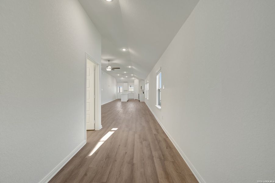 Spacious, unfurnished interior of a new home in Park Place, New Braunfels (Image 34).