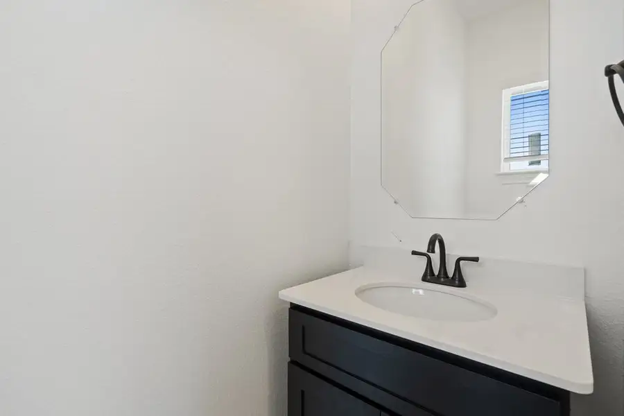 Furnished interior view inside a new home in Foxfield, Austin (Image 10).