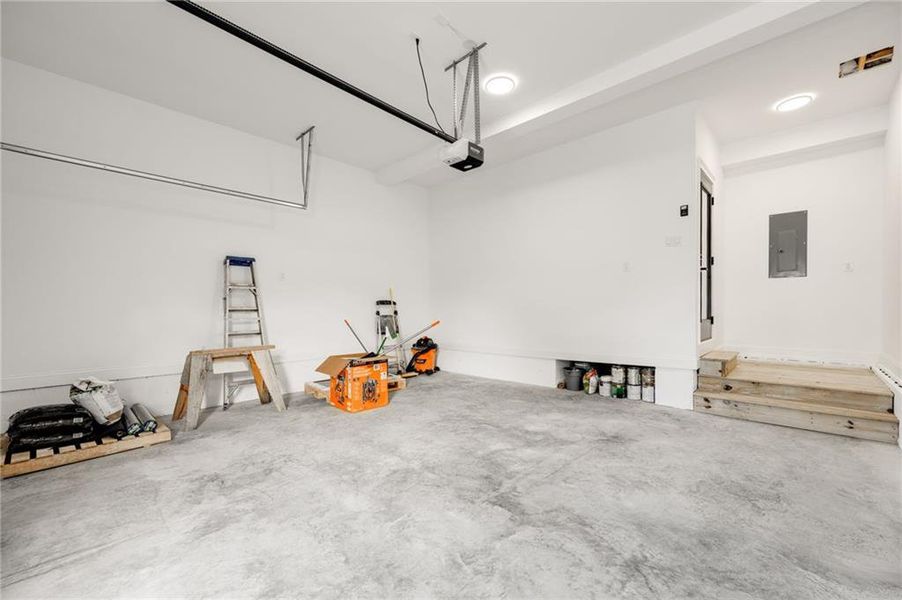 Image 35 of a home in .