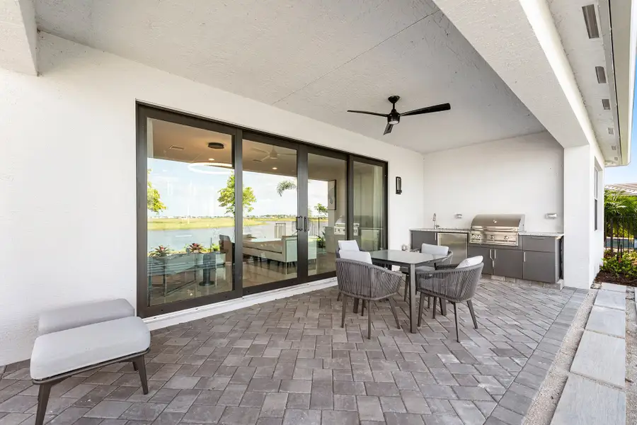 Representative exterior details of a home built from the Costa by GL Homes in Valencia Parc at Riverland, Port St. Lucie (Image 3).