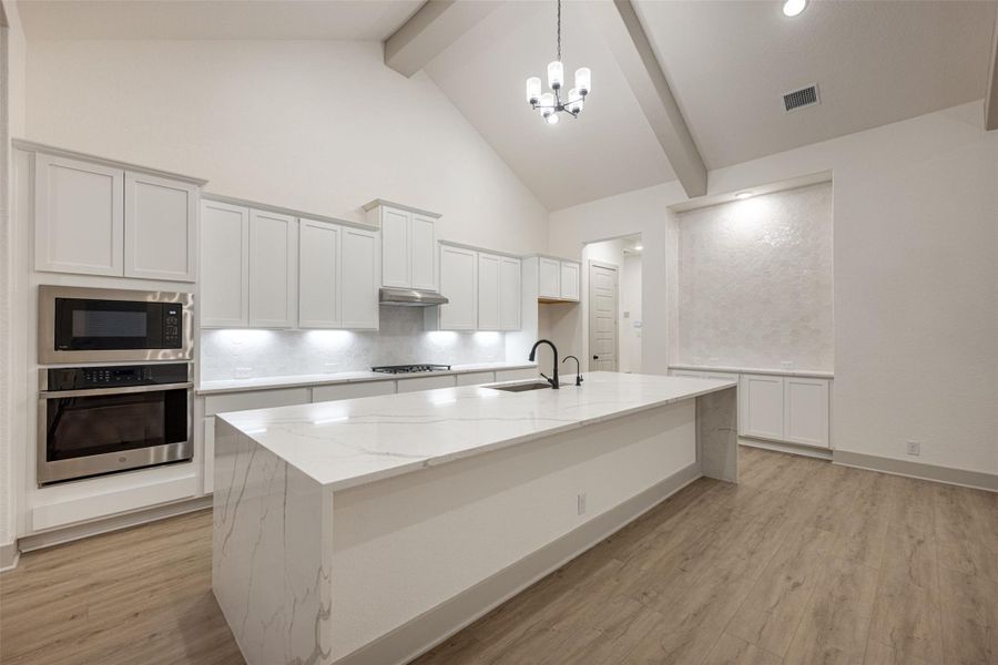 **PHOTOS REPRESENTATIVE OF FLOORPLAN ONLY**