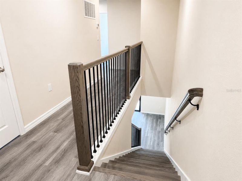 Spacious, unfurnished interior of a new home in , Tampa (Image 15).