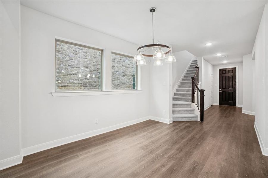 Spacious, unfurnished interior of a new home in Creekshaw – Gardens, Royse City (Image 14). Spacious, unfurnished interior of a new home in Creekshaw – Gardens, Royse City (Image 14).