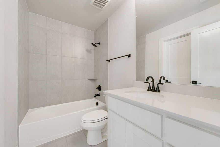 Furnished interior view inside a new home in Trails at Cottonwood Creek, Rowlett (Image 15).