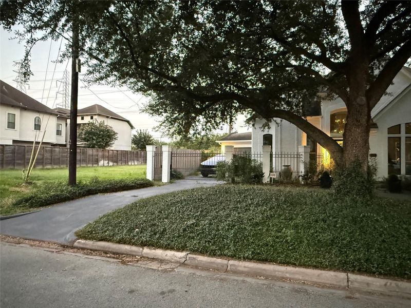 Exterior details and patio area of a home in , Houston (Image 3). Exterior details and patio area of a home in , Houston (Image 3).