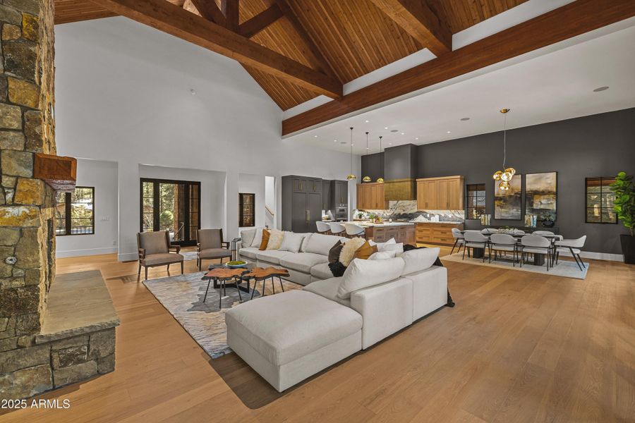 Amazing entertaining space Amazing entertaining space