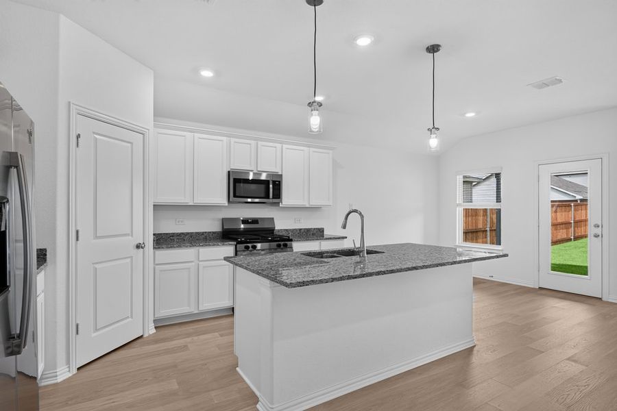 Furnished interior view inside a new home in River Ridge, Crandall (Image 8).