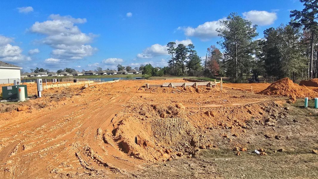Site preparation for new homesites in Oakwood Ranch, Willis (Image 28).