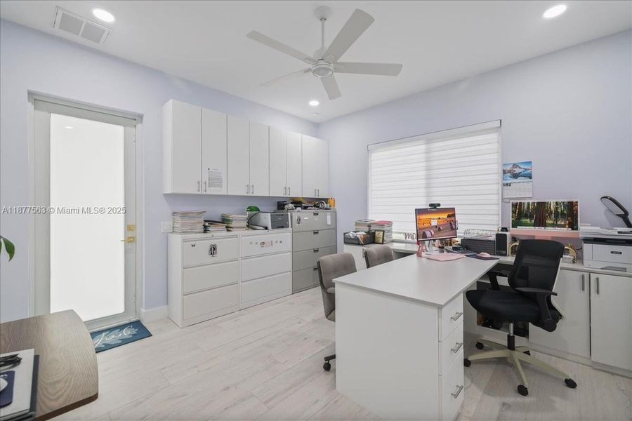 Furnished interior view inside a new home in , Lehigh Acres (Image 27).