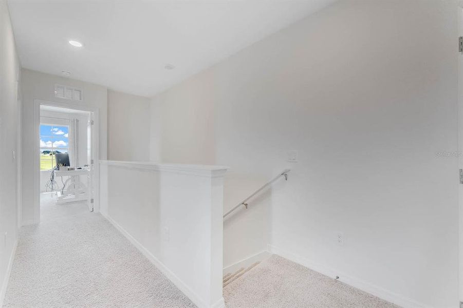Spacious, unfurnished interior of a new home in Brentwood, Davenport (Image 22).