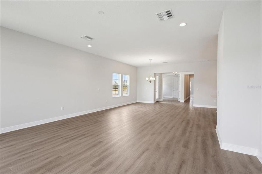 Spacious, unfurnished interior of a new home in Two Rivers, Zephyrhills (Image 16).