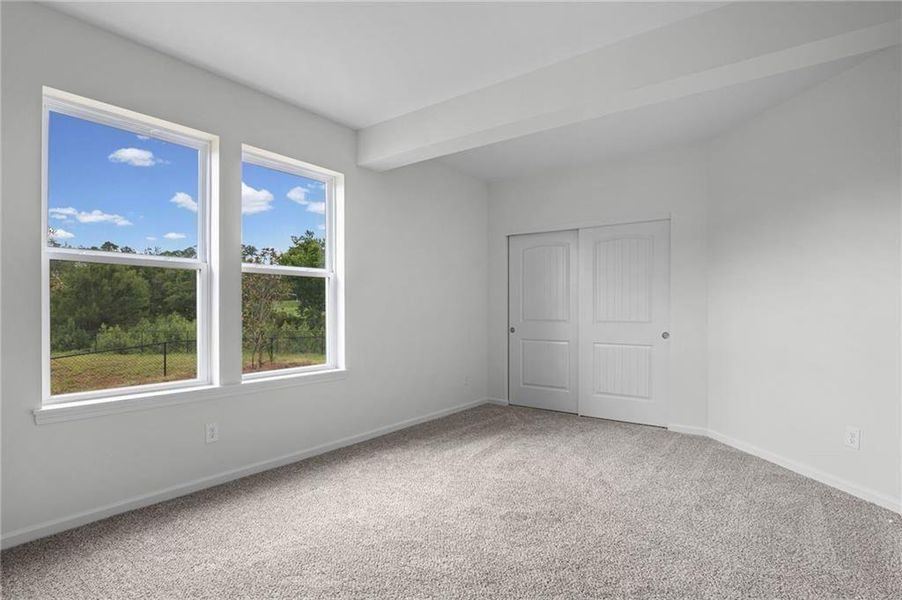 Spacious, unfurnished interior of a new home in Laurel Farms, Dallas (Image 33).