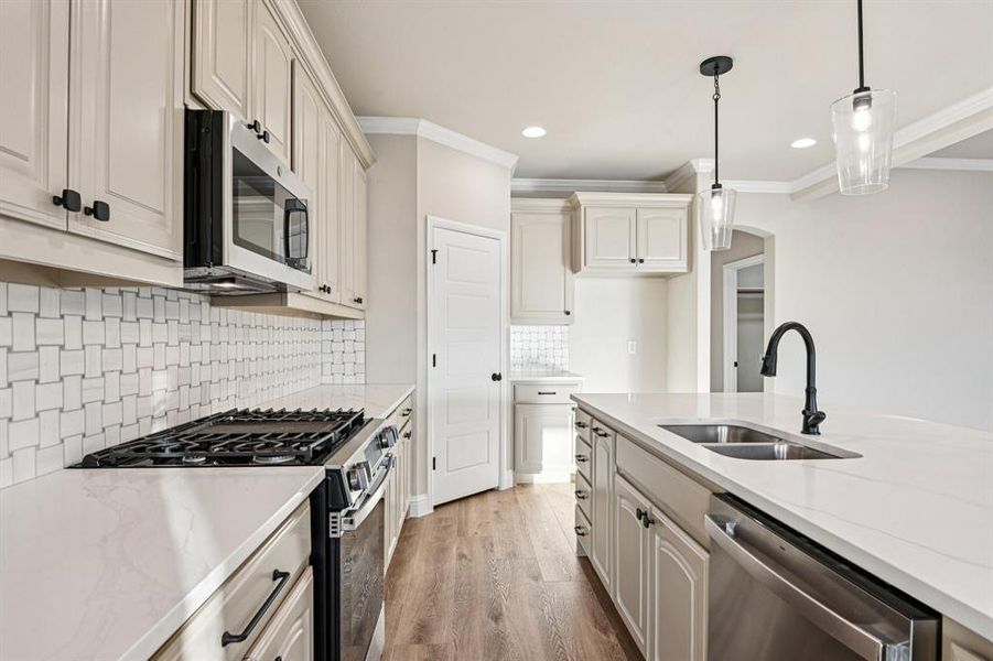 Furnished interior view inside a new home in , Alvarado (Image 5).