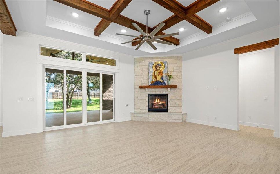 Spacious, unfurnished interior of a new home in , Salado (Image 21).