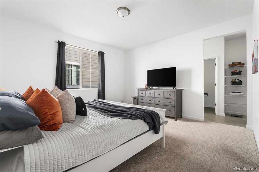 Furnished interior view inside a new home in Harmony, Aurora (Image 14).