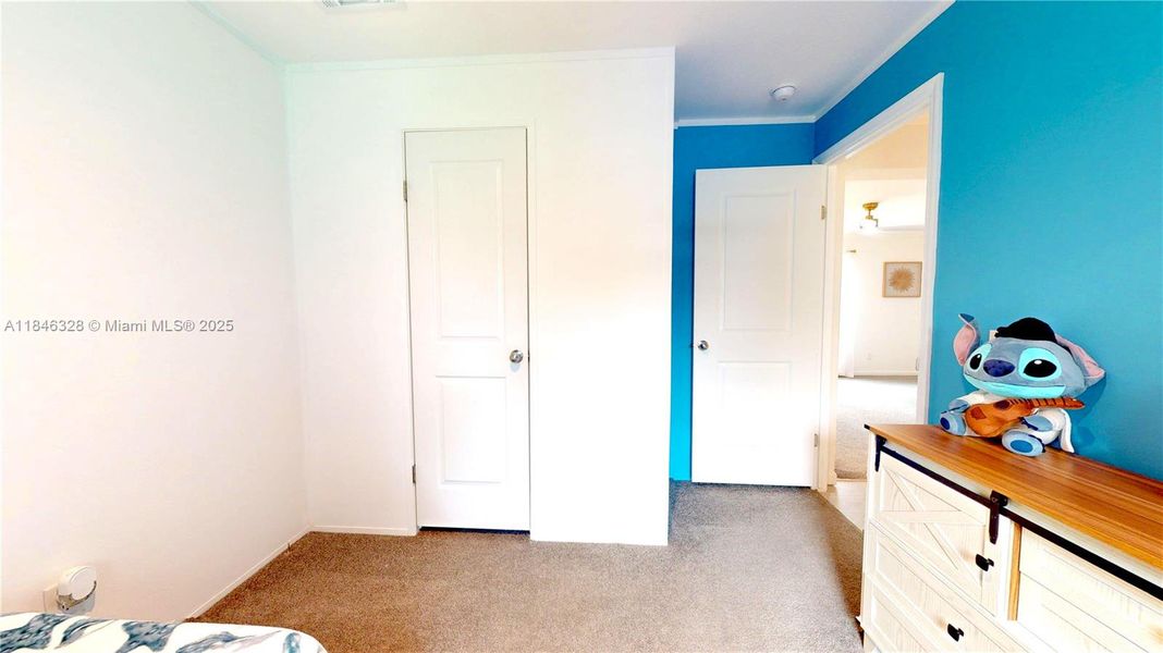 Furnished interior view inside a new home in , Clewiston (Image 34).