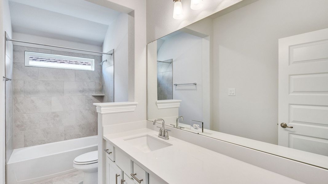 Furnished interior view inside a new home in Hawkes Landing, Leander (Image 21).