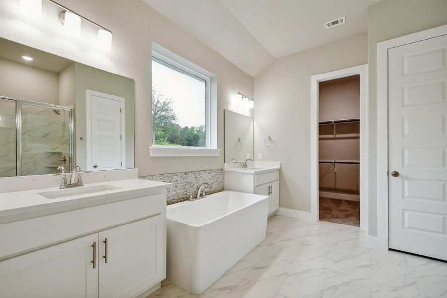 Furnished interior view inside a new home in Double Eagle Ranch, Cedar Creek (Image 13). Furnished interior view inside a new home in Double Eagle Ranch, Cedar Creek (Image 13).