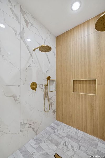 Close-up of interior finishes inside a home in , Floresville (Image 19).