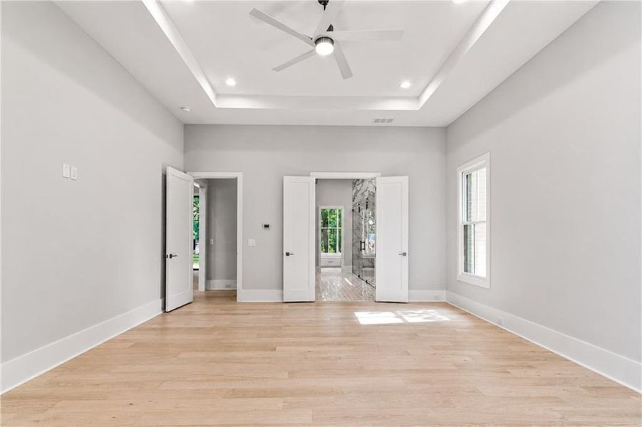 Spacious, unfurnished interior of a new home in , Alpharetta (Image 22). Spacious, unfurnished interior of a new home in , Alpharetta (Image 22).
