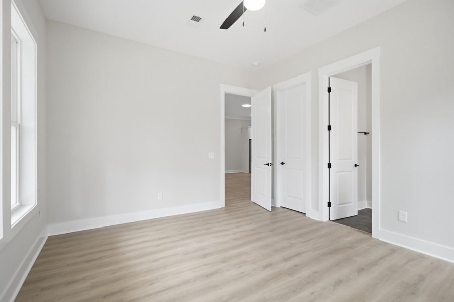 Spacious, unfurnished interior of a new home in , Meggett (Image 22).