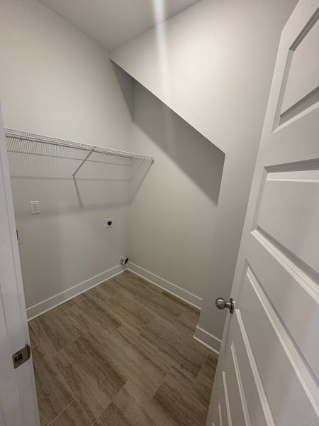 Spacious, unfurnished interior of a new home in Rookers Bend, Smyrna (Image 13).