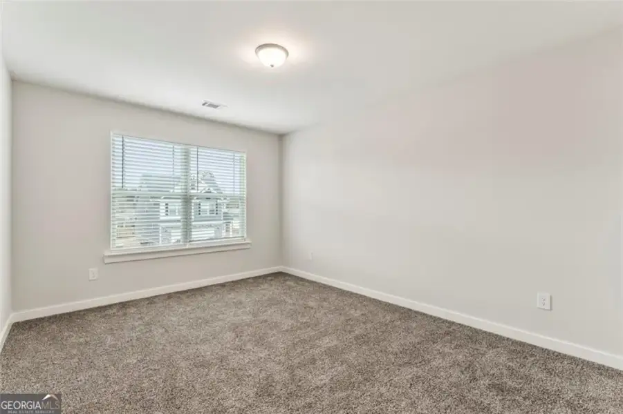 Spacious, unfurnished interior of a new home in , Hampton (Image 11).