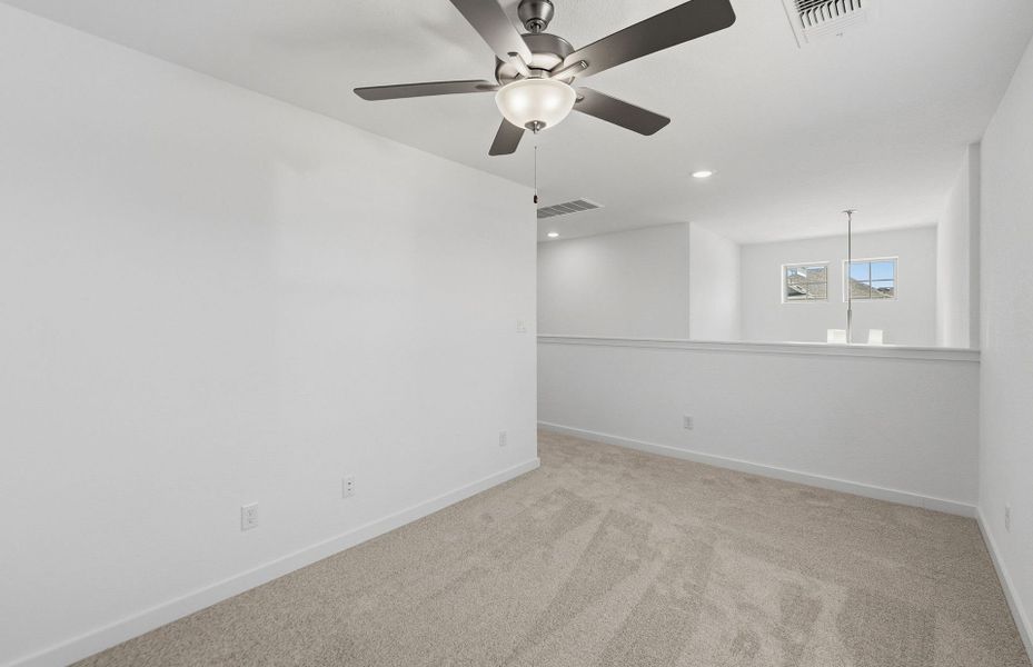 Spacious, unfurnished interior of a new home in Santa Rita Ranch, Liberty Hill (Image 42).