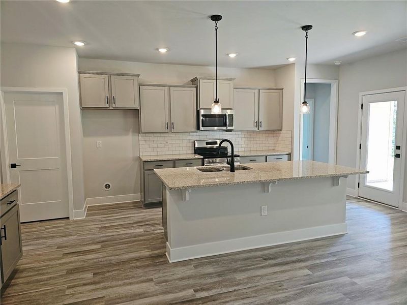 Furnished interior view inside a new home in Bramlett Ridge, Dallas (Image 6). Furnished interior view inside a new home in Bramlett Ridge, Dallas (Image 6).