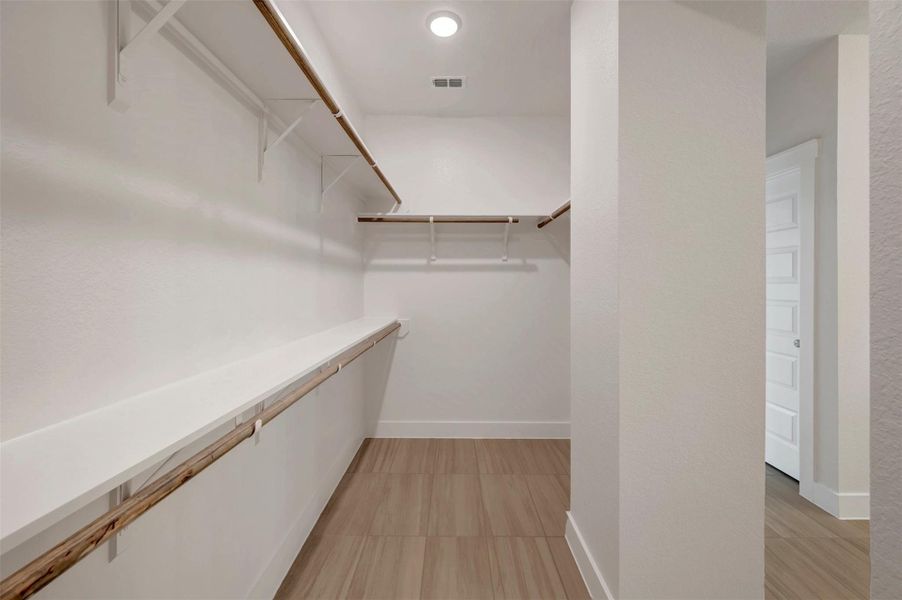 Spacious, unfurnished interior of a new home in Elyson - Grove Row Collection, Katy (Image 21). Spacious, unfurnished interior of a new home in Elyson - Grove Row Collection, Katy (Image 21).