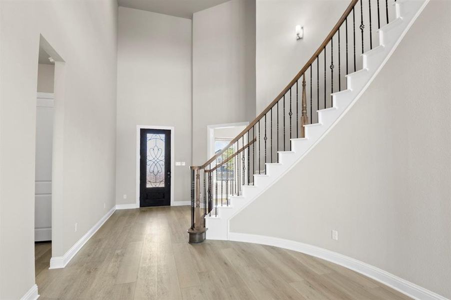 Spacious, unfurnished interior of a new home in Callan Village, Lorena (Image 20).