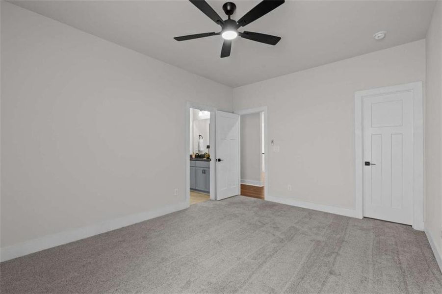 Spacious, unfurnished interior of a new home in Silvercrest Lakes, Acworth (Image 26).