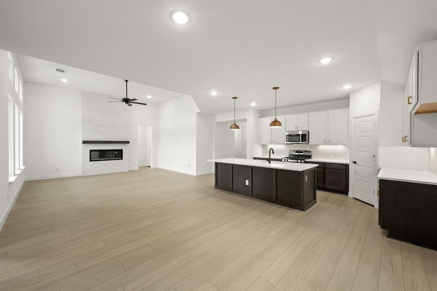 1023 Rylan- Dining-1