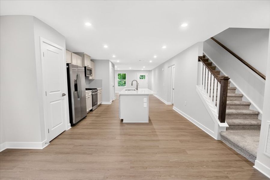 Spacious, unfurnished interior of a new home in Arden Woods, Greenville (Image 8).