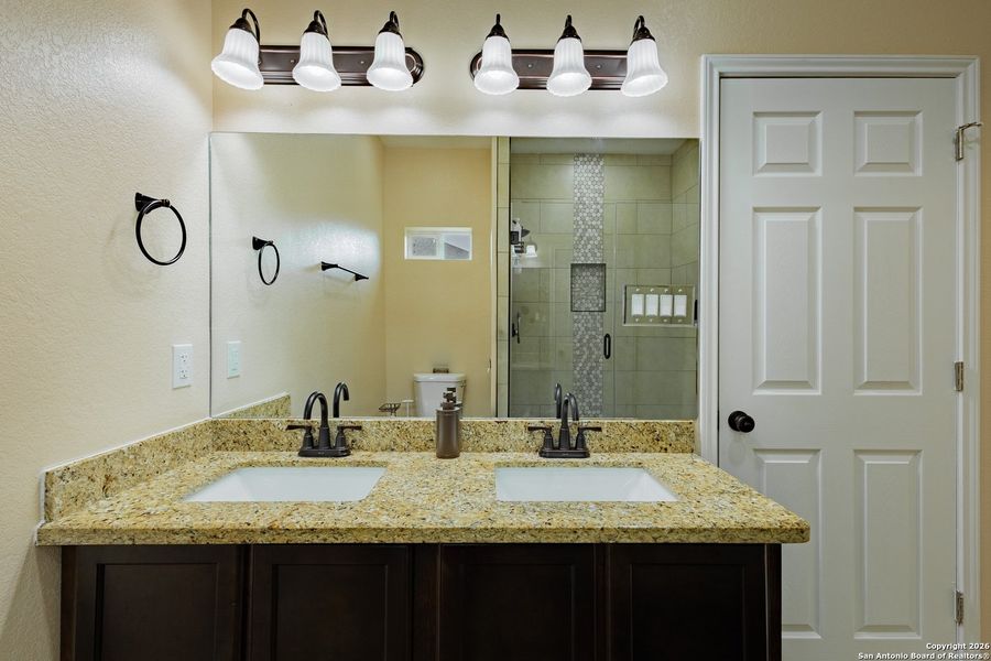Furnished interior view inside a new home in , Uvalde (Image 8).
