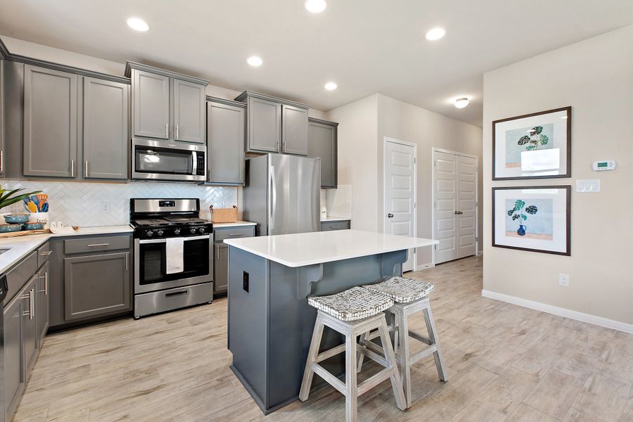 cool springs model 21_50617660921_o