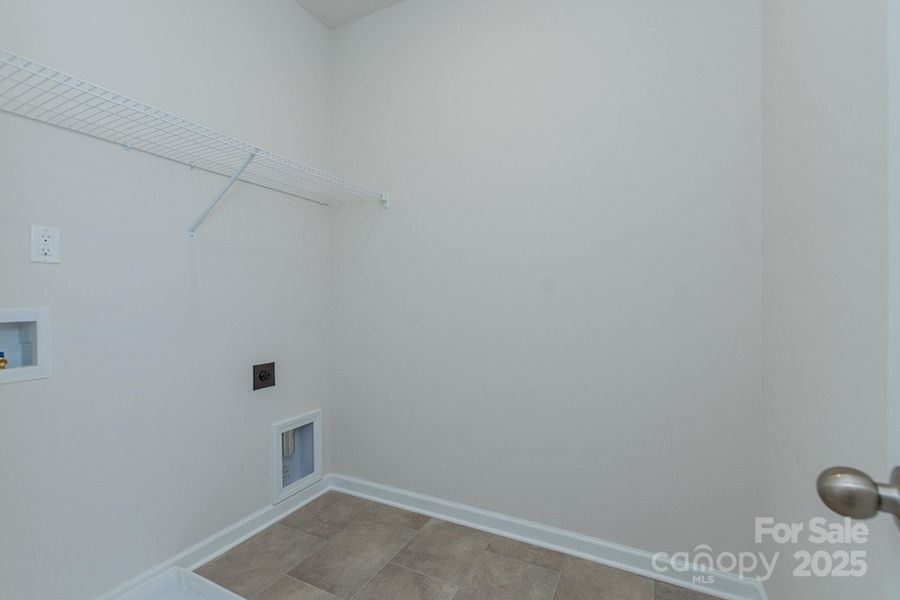 Spacious, unfurnished interior of a new home in Country Club Village, Salisbury (Image 20). Spacious, unfurnished interior of a new home in Country Club Village, Salisbury (Image 20).