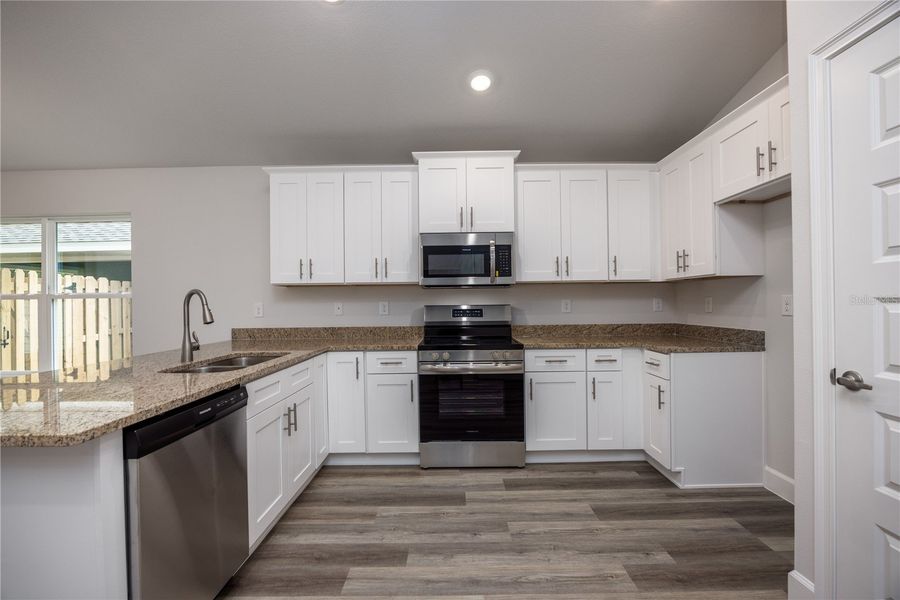 Furnished interior view inside a new home in Kirkland Farms, Alachua (Image 8). Furnished interior view inside a new home in Kirkland Farms, Alachua (Image 8).