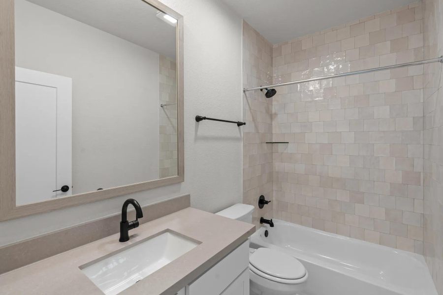 Warren Full Bathroom Warren Full Bathroom