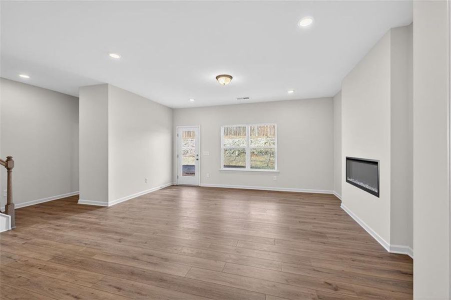 Spacious, unfurnished interior of a new home in Townes At The Stiles, Cartersville (Image 15).